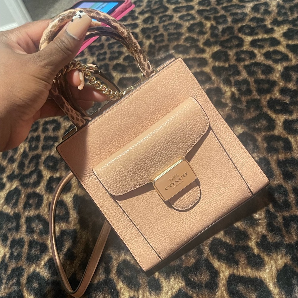 COACH CROSSBODY! NWOT light pink snake skin BRAND NEW WITHOUT TAGS! NEVER USED!